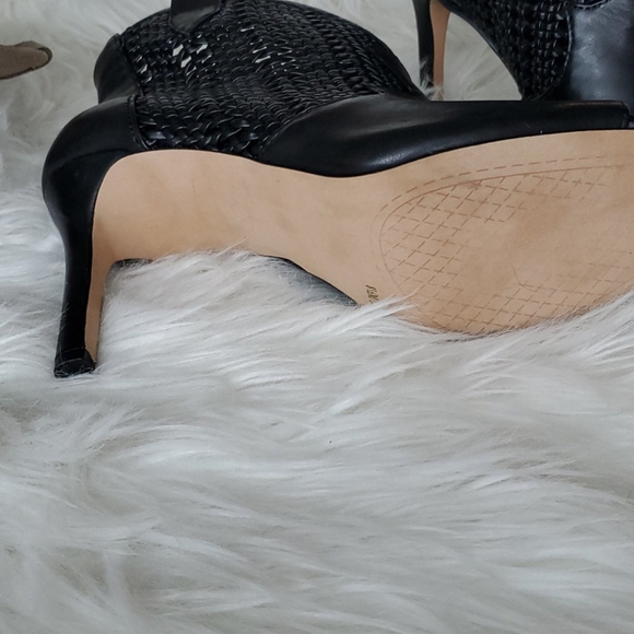 Last 1..NWT SZ 6🎄JESSICA SIMSON LEATHER BOOTIES - Picture 3 of 7